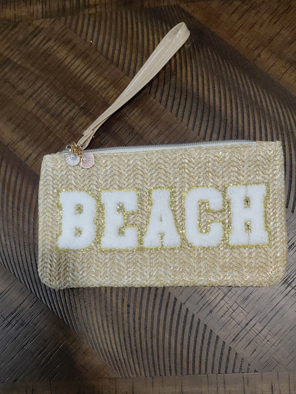 BEACH Straw Wristlet Clutch in Natural